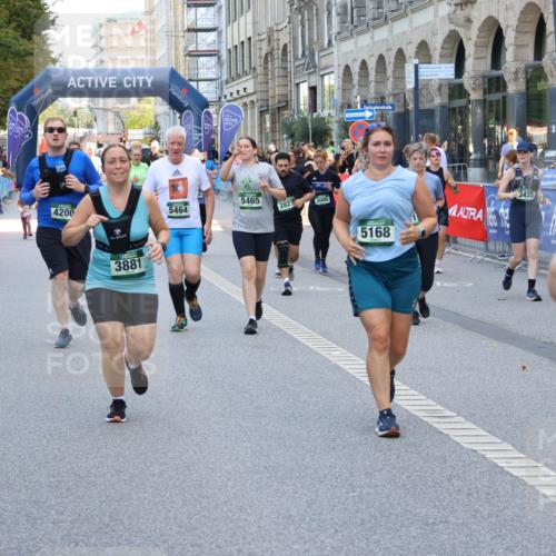 07.09.2025 - BARMER Alsterlauf Strokosch-Dieckow http://msf.ph/oto/8742683 07.09.2025 10:18:09 Ziel 2488, 3138, 3139, 3143, 3478, 4023, 4343, 4661, 4724, 4780, 5403, 5405, 8021, 8186 meine-sportfotos.de