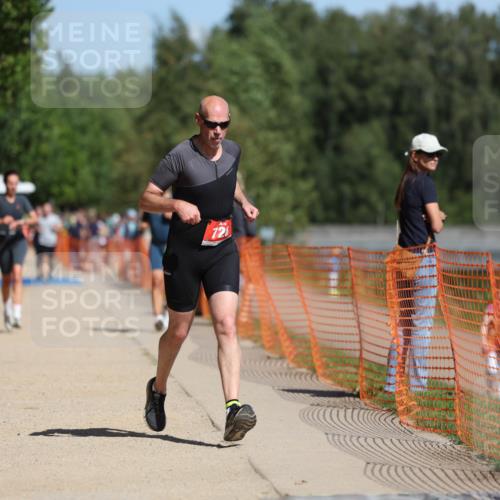 07.09.2025 - 19. Norderstedt Triathlon Michael Strokosch http://msf.ph/oto/8742687 07.09.2025 12:32:56 Laufen 245, 258, 728 meine-sportfotos.de