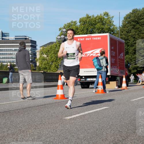 07.09.2025 - BARMER Alsterlauf Yannick Fuchs http://msf.ph/oto/8742689 07.09.2025 09:28:47 Laufen 5203, 1, 5148 meine-sportfotos.de