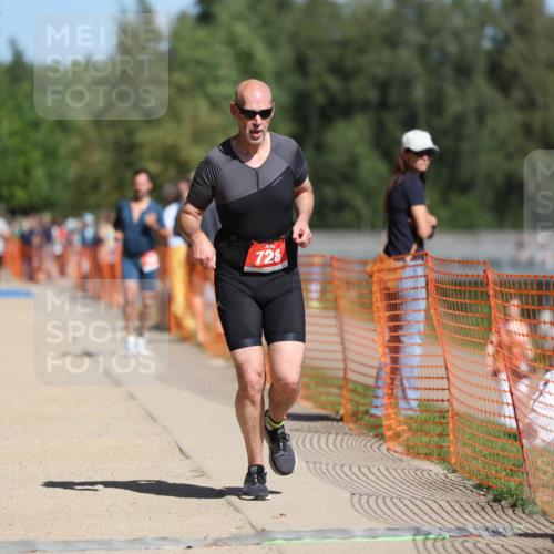 07.09.2025 - 19. Norderstedt Triathlon Michael Strokosch http://msf.ph/oto/8742714 07.09.2025 12:32:56 Laufen 245, 258, 728 meine-sportfotos.de