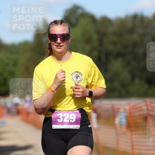 07.09.2025 - 19. Norderstedt Triathlon Michael Strokosch http://msf.ph/oto/8742738 07.09.2025 13:55:33 Laufen 329 meine-sportfotos.de