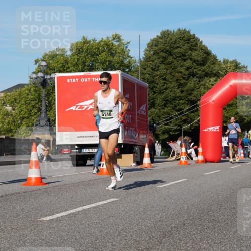 07.09.2025 - BARMER Alsterlauf Yannick Fuchs http://msf.ph/oto/8742747 07.09.2025 09:28:48 Laufen 1, 5148 meine-sportfotos.de