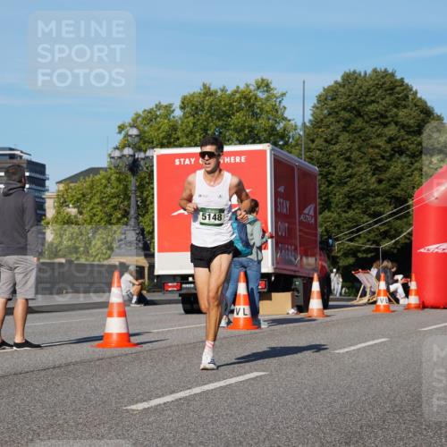 07.09.2025 - BARMER Alsterlauf Yannick Fuchs http://msf.ph/oto/8742768 07.09.2025 09:28:49 Laufen 5148 meine-sportfotos.de