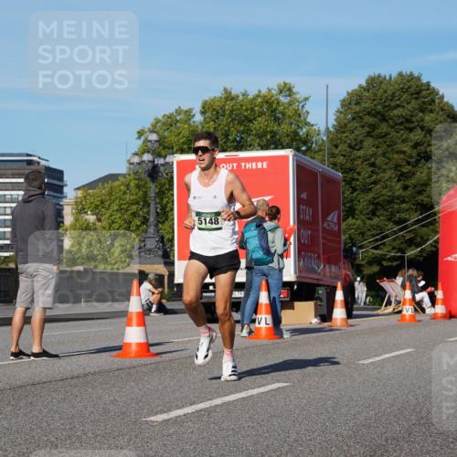 07.09.2025 - BARMER Alsterlauf Yannick Fuchs http://msf.ph/oto/8742776 07.09.2025 09:28:49 Laufen 5148 meine-sportfotos.de