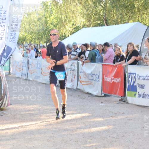 07.09.2025 - 19. Norderstedt Triathlon Luisa Fischer http://msf.ph/oto/8742796 07.09.2025 17:01:35 Ziel 909 meine-sportfotos.de