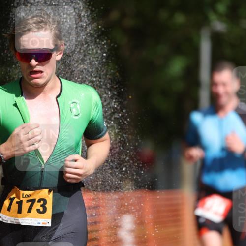 07.09.2025 - 19. Norderstedt Triathlon Michael Strokosch http://msf.ph/oto/8742799 07.09.2025 11:55:30 Laufen 228, 710, 734, 1164, 1173, 1202 meine-sportfotos.de