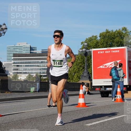 07.09.2025 - BARMER Alsterlauf Yannick Fuchs http://msf.ph/oto/8742823 07.09.2025 09:28:49 Laufen 5148 meine-sportfotos.de