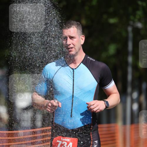 07.09.2025 - 19. Norderstedt Triathlon Michael Strokosch http://msf.ph/oto/8742832 07.09.2025 11:55:32 Laufen 734, 1164, 1173 meine-sportfotos.de