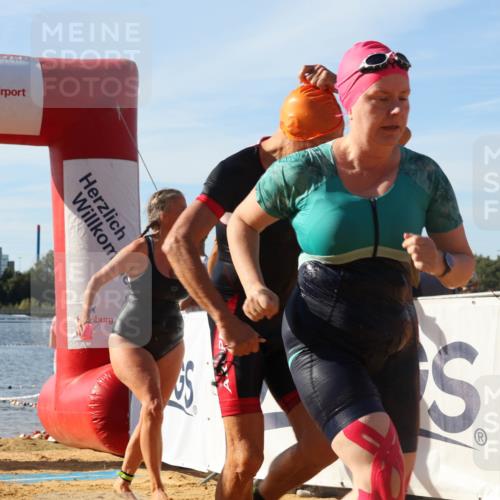 07.09.2025 - 19. Norderstedt Triathlon Luisa Fischer http://msf.ph/oto/8742861 07.09.2025 10:06:22 Schwimmen 1115, 1125, 1130, 1143, 1148, 1150 meine-sportfotos.de
