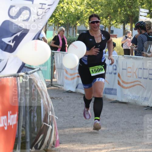 07.09.2025 - 19. Norderstedt Triathlon Luisa Fischer http://msf.ph/oto/8742873 07.09.2025 17:02:34 Ziel 1509 meine-sportfotos.de