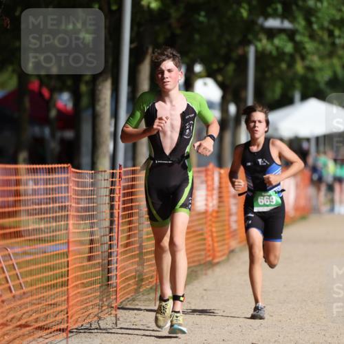 07.09.2025 - 19. Norderstedt Triathlon Michael Strokosch http://msf.ph/oto/8742886 07.09.2025 10:57:23 Laufen 94, 655, 669 meine-sportfotos.de