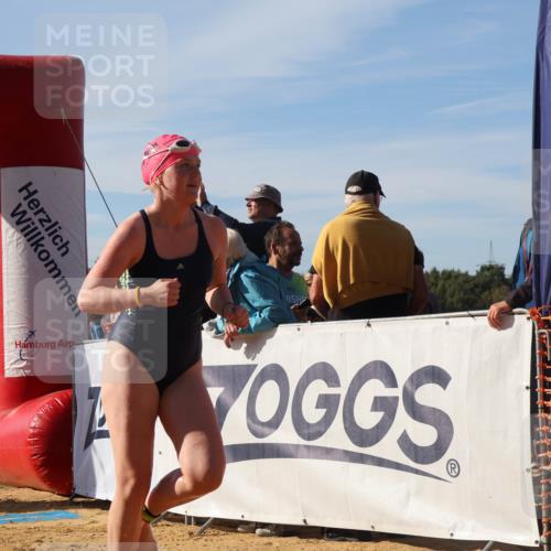 07.09.2025 - 19. Norderstedt Triathlon Luisa Fischer http://msf.ph/oto/8742913 07.09.2025 10:06:29 Schwimmen 1125, 1130, 1143, 1148 meine-sportfotos.de