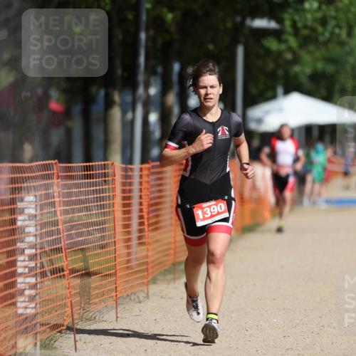 07.09.2025 - 19. Norderstedt Triathlon Michael Strokosch http://msf.ph/oto/8742918 07.09.2025 11:55:46 Laufen 1390 meine-sportfotos.de