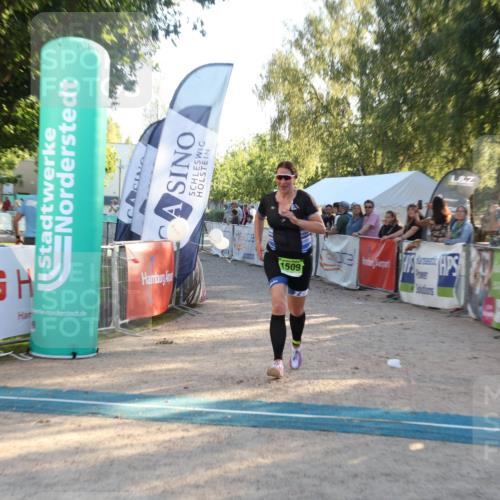 07.09.2025 - 19. Norderstedt Triathlon Luisa Fischer http://msf.ph/oto/8742926 07.09.2025 17:02:37 Ziel 1509 meine-sportfotos.de