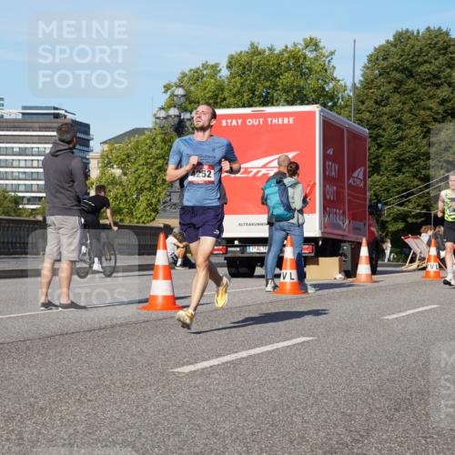 07.09.2025 - BARMER Alsterlauf Yannick Fuchs http://msf.ph/oto/8742931 07.09.2025 09:28:53 Laufen 4252, 3841 meine-sportfotos.de