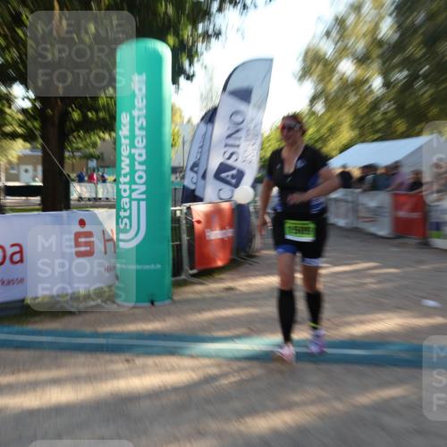 07.09.2025 - 19. Norderstedt Triathlon Luisa Fischer http://msf.ph/oto/8742936 07.09.2025 17:02:38 Ziel 1509 meine-sportfotos.de