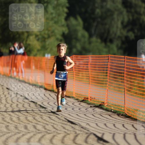 07.09.2025 - 19. Norderstedt Triathlon Michael Strokosch http://msf.ph/oto/8742962 07.09.2025 09:16:52 Laufen 43 meine-sportfotos.de