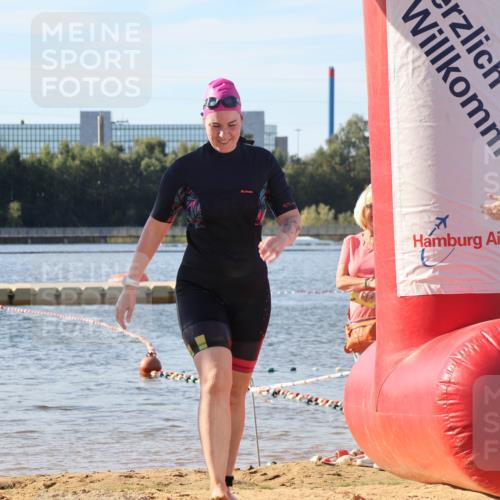 07.09.2025 - 19. Norderstedt Triathlon Luisa Fischer http://msf.ph/oto/8742974 07.09.2025 10:06:50 Schwimmen 1123 meine-sportfotos.de