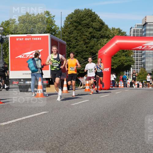 07.09.2025 - BARMER Alsterlauf Yannick Fuchs http://msf.ph/oto/8742989 07.09.2025 09:28:54 Laufen 5666, 384, 5206 meine-sportfotos.de