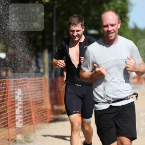 07.09.2025 - 19. Norderstedt Triathlon Michael Strokosch http://msf.ph/oto/8743043 07.09.2025 12:33:17 Laufen 782, 801, 1223, 1241, 1265 meine-sportfotos.de