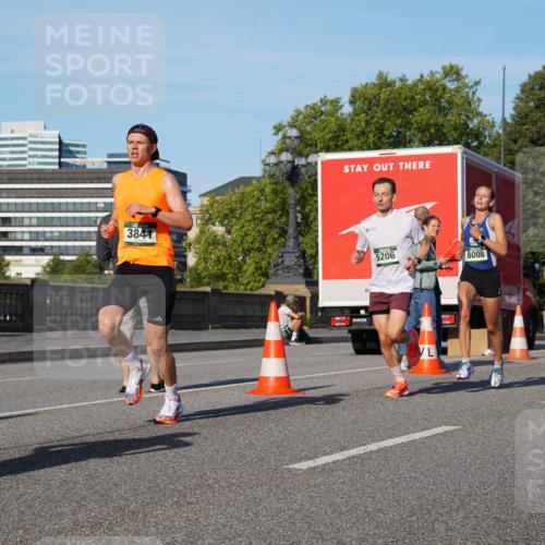 07.09.2025 - BARMER Alsterlauf Yannick Fuchs http://msf.ph/oto/8743112 07.09.2025 09:28:56 Laufen 3841, 5206, 8008 meine-sportfotos.de