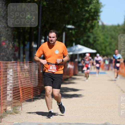 07.09.2025 - 19. Norderstedt Triathlon Michael Strokosch http://msf.ph/oto/8743118 07.09.2025 13:08:42 Laufen 810 meine-sportfotos.de
