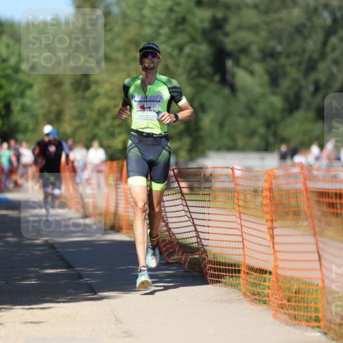 07.09.2025 - 19. Norderstedt Triathlon Michael Strokosch http://msf.ph/oto/8743166 07.09.2025 14:41:32 Laufen 1469 meine-sportfotos.de