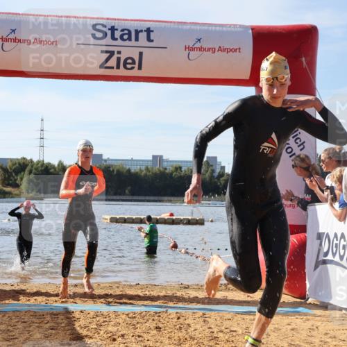 07.09.2025 - 19. Norderstedt Triathlon Luisa Fischer http://msf.ph/oto/8743242 07.09.2025 10:21:05 Schwimmen 657, 675, 677 meine-sportfotos.de