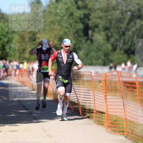 07.09.2025 - 19. Norderstedt Triathlon Michael Strokosch http://msf.ph/oto/8743282 07.09.2025 14:41:39 Laufen 969, 979, 1469 meine-sportfotos.de