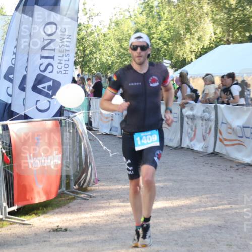 07.09.2025 - 19. Norderstedt Triathlon Luisa Fischer http://msf.ph/oto/8743369 07.09.2025 17:06:03 Ziel 1108, 1409 meine-sportfotos.de