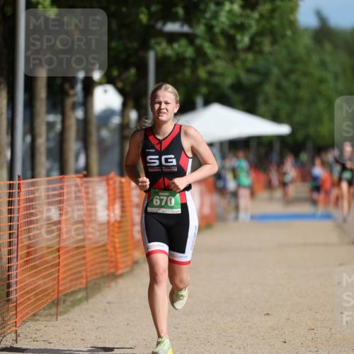 07.09.2025 - 19. Norderstedt Triathlon Michael Strokosch http://msf.ph/oto/8743388 07.09.2025 10:57:51 Laufen 60, 108, 115, 638, 670 meine-sportfotos.de