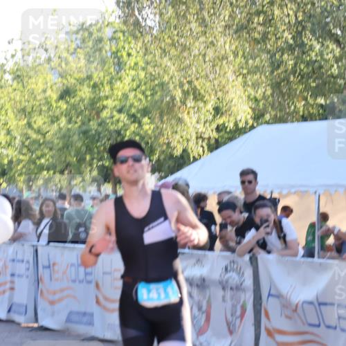 07.09.2025 - 19. Norderstedt Triathlon Luisa Fischer http://msf.ph/oto/8743394 07.09.2025 17:06:29 Ziel 1411 meine-sportfotos.de