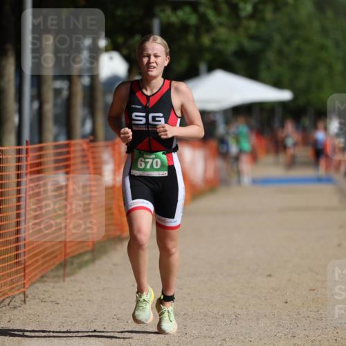 07.09.2025 - 19. Norderstedt Triathlon Michael Strokosch http://msf.ph/oto/8743412 07.09.2025 10:57:52 Laufen 60, 108, 115, 638, 670 meine-sportfotos.de