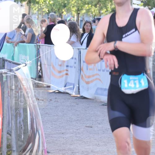 07.09.2025 - 19. Norderstedt Triathlon Luisa Fischer http://msf.ph/oto/8743416 07.09.2025 17:06:29 Ziel 1411 meine-sportfotos.de