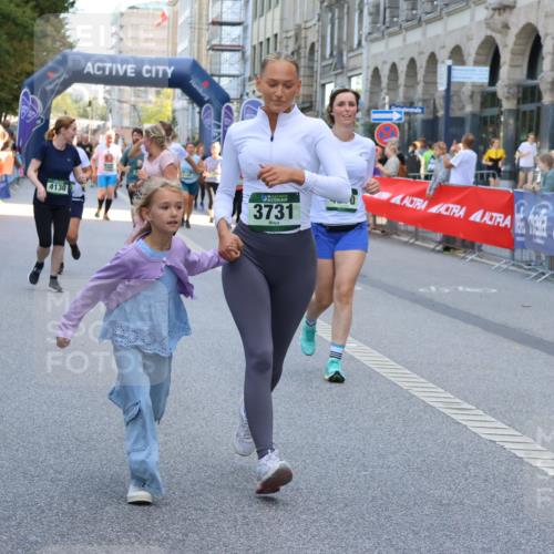 07.09.2025 - BARMER Alsterlauf Strokosch-Dieckow http://msf.ph/oto/8743432 07.09.2025 10:17:58 Ziel 2255, 2488, 2571, 2575, 2715, 3021, 3052, 3138, 3139, 3478, 3993, 4009, 4293, 4322, 4343, 4661, 5403, 5405, 8214 meine-sportfotos.de