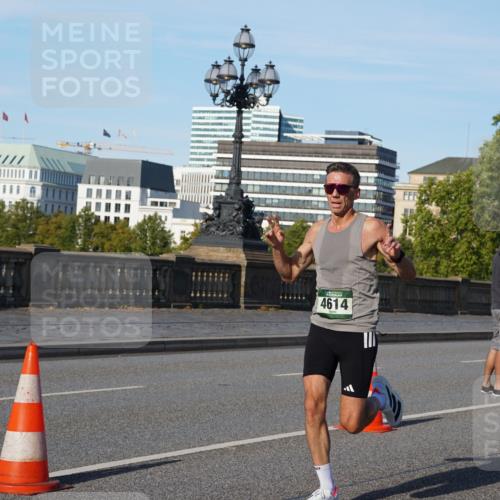 07.09.2025 - BARMER Alsterlauf Yannick Fuchs http://msf.ph/oto/8743438 07.09.2025 09:29:11 Laufen 4614 meine-sportfotos.de