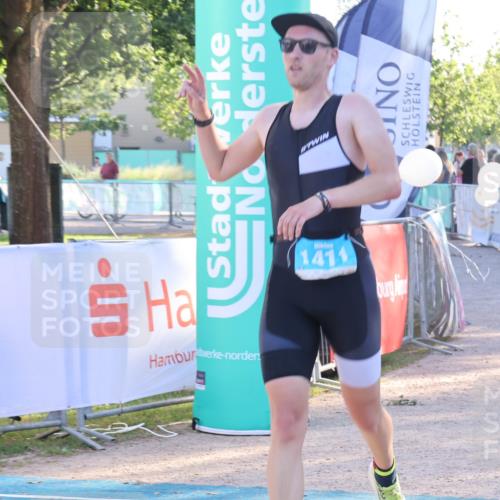 07.09.2025 - 19. Norderstedt Triathlon Luisa Fischer http://msf.ph/oto/8743449 07.09.2025 17:06:31 Ziel 1411 meine-sportfotos.de