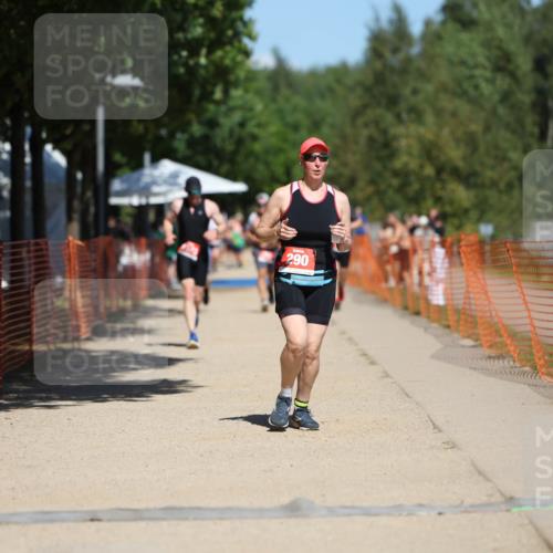 07.09.2025 - 19. Norderstedt Triathlon Michael Strokosch http://msf.ph/oto/8743450 07.09.2025 13:08:58 Laufen 290, 754, 1373 meine-sportfotos.de