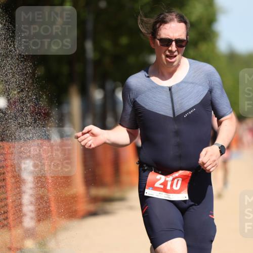 07.09.2025 - 19. Norderstedt Triathlon Michael Strokosch http://msf.ph/oto/8743452 07.09.2025 12:33:32 Laufen 191, 210, 714, 731, 815, 1247, 1272, 1329 meine-sportfotos.de