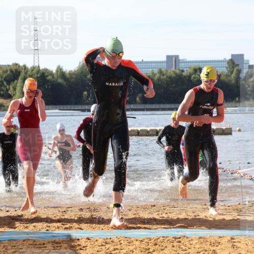 07.09.2025 - 19. Norderstedt Triathlon Luisa Fischer http://msf.ph/oto/8743575 07.09.2025 10:22:14 Schwimmen 86, 639, 648, 652, 655, 664, 667, 672, 673, 686 meine-sportfotos.de