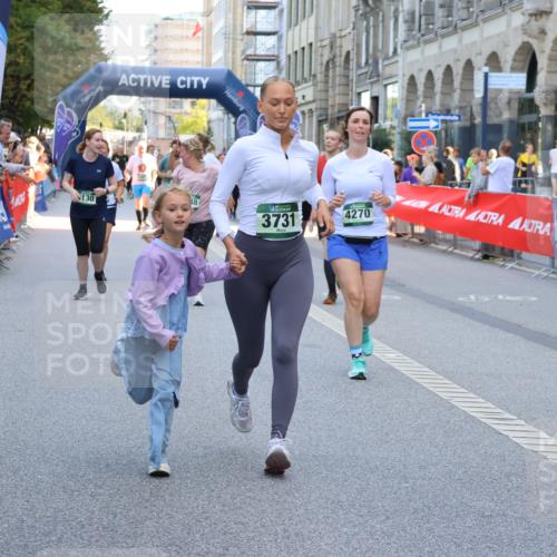 07.09.2025 - BARMER Alsterlauf Strokosch-Dieckow http://msf.ph/oto/8743621 07.09.2025 10:17:58 Ziel 2255, 2488, 2571, 2575, 2715, 3021, 3052, 3138, 3139, 3478, 3993, 4009, 4293, 4322, 4343, 4661, 5403, 5405, 8214 meine-sportfotos.de