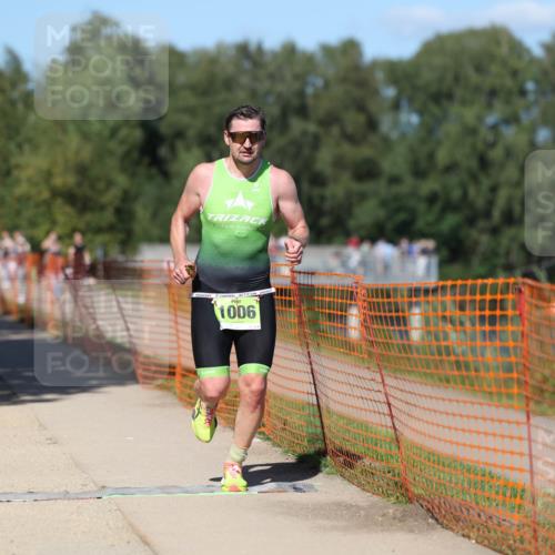 07.09.2025 - 19. Norderstedt Triathlon Michael Strokosch http://msf.ph/oto/8743625 07.09.2025 14:42:48 Laufen 1006 meine-sportfotos.de