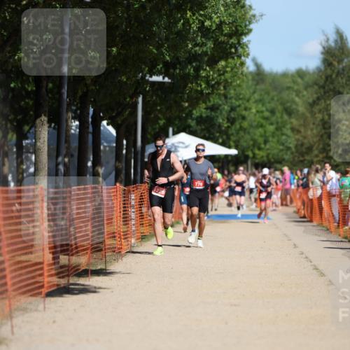 07.09.2025 - 19. Norderstedt Triathlon Michael Strokosch http://msf.ph/oto/8743640 07.09.2025 12:33:46 Laufen 1225 meine-sportfotos.de