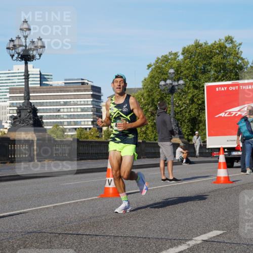 07.09.2025 - BARMER Alsterlauf Yannick Fuchs http://msf.ph/oto/8743653 07.09.2025 09:29:18 Laufen  meine-sportfotos.de