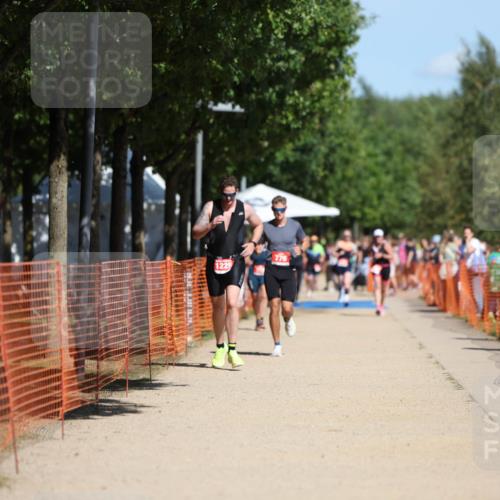 07.09.2025 - 19. Norderstedt Triathlon Michael Strokosch http://msf.ph/oto/8743661 07.09.2025 12:33:47 Laufen 776, 1225 meine-sportfotos.de