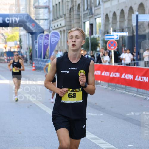 07.09.2025 - BARMER Alsterlauf Strokosch-Dieckow http://msf.ph/oto/8743681 07.09.2025 11:16:55 Ziel  meine-sportfotos.de