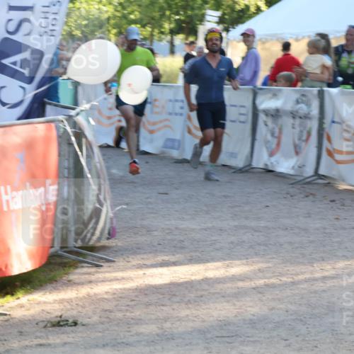 07.09.2025 - 19. Norderstedt Triathlon Luisa Fischer http://msf.ph/oto/8743713 07.09.2025 17:09:02 Ziel 947 meine-sportfotos.de