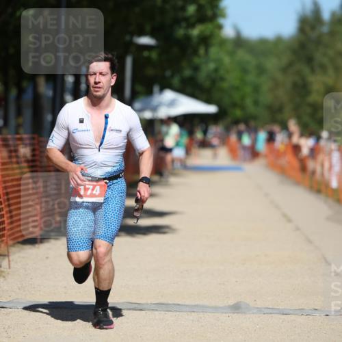07.09.2025 - 19. Norderstedt Triathlon Michael Strokosch http://msf.ph/oto/8743718 07.09.2025 13:09:11 Laufen 174, 277, 715 meine-sportfotos.de