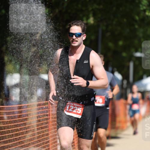 07.09.2025 - 19. Norderstedt Triathlon Michael Strokosch http://msf.ph/oto/8743725 07.09.2025 12:33:53 Laufen 773, 776, 1225 meine-sportfotos.de