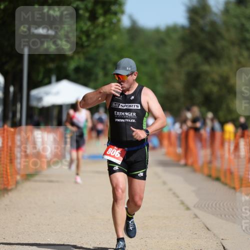 07.09.2025 - 19. Norderstedt Triathlon Michael Strokosch http://msf.ph/oto/8743730 07.09.2025 11:56:53 Laufen 806 meine-sportfotos.de